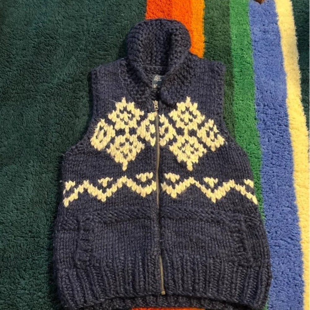 American Eagle Heavy Knit Wool Sweater Vest